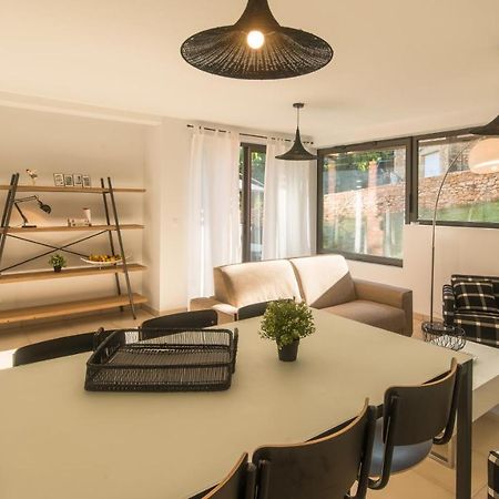 Côté Jardin avec Jacuzzi Privatif et parking privé Apartamento Sarlat-la-Canéda Exterior foto